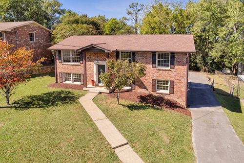 172 Bonnafield Dr, Hermitage, TN, 37076-1041 | Card Image