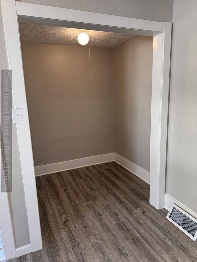 1615 W 7 St, House other with 4 bedrooms, 2 bathrooms and 1 parking in Hastings NE | Image 11