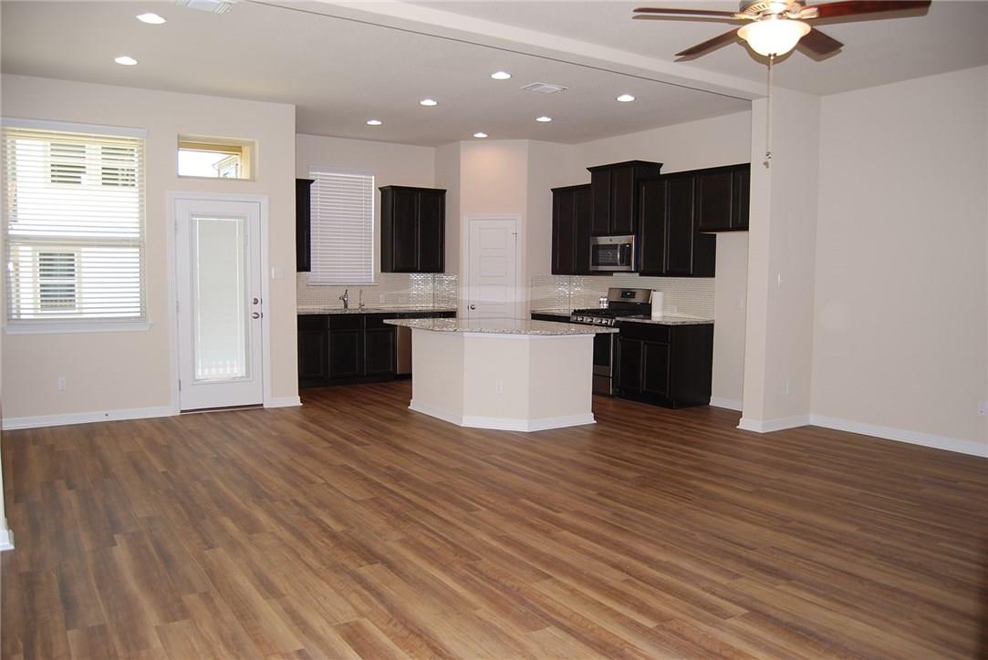 Residential Lease in Pflugerville 3