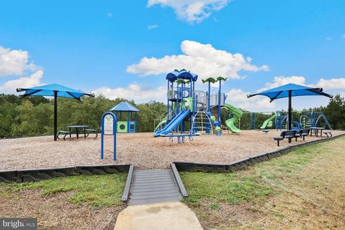9210 Wood Creek Cir, FREDERICKSBURG, VA, 22407-9276 | Card Image