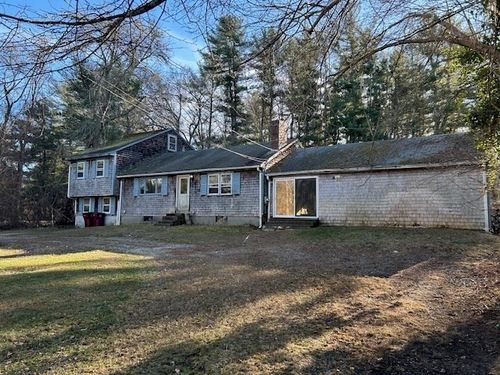 143 Plympton St, Middleboro, MA, 02346-2609 | Card Image