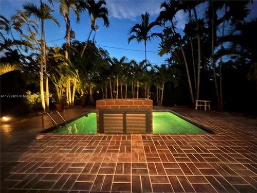 511 Vittorio Ave, Coral Gables, FL, 33146-2736 | Card Image
