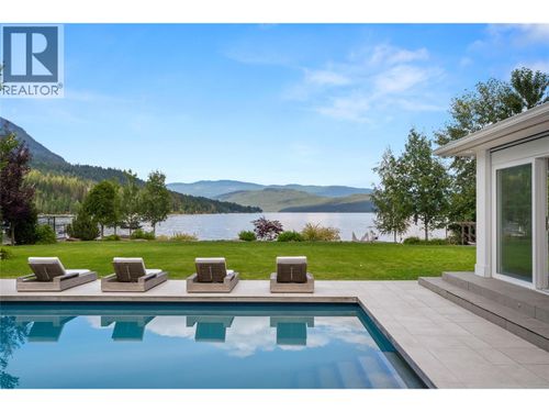 2506 Welch Pl, Magna Bay, BC, V0E1M7 | Card Image