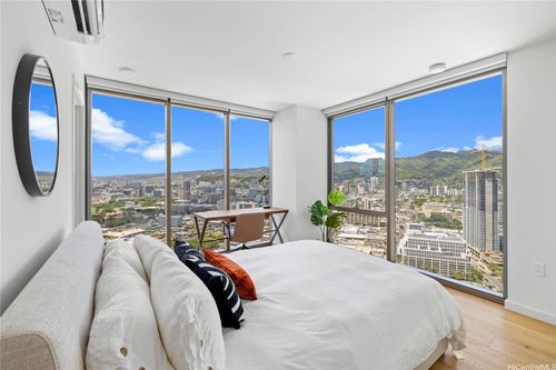 4111-1388 Kapiolani Blvd, Honolulu, HI, 96814-3620 | Card Image