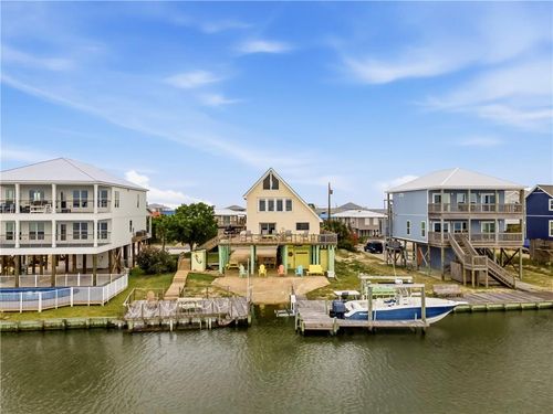 2206 Cadillac Ave, Dauphin Island, AL, 36528-4227 | Card Image