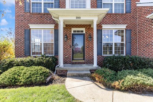 100 Sunlight Dr, FREDERICK, MD, 21702-3299 | Card Image