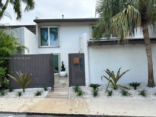 10916 Sw 70th Ter, Miami, FL, 33173-2107 | Card Image