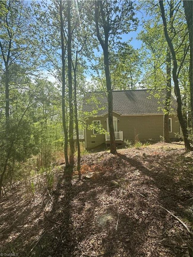 272 Grandview Cir, House other with 1 bedrooms, 1 bathrooms and null parking in Traphill NC | Image 4