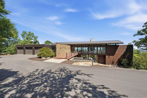 13820 Beau Vue Dr, Little Rock, AR, 72223-5239 | Card Image