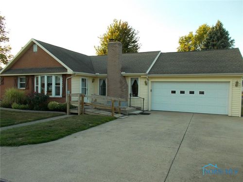 24432 W 3rd St, Grand Rapids, OH, 43522-9726 | Card Image