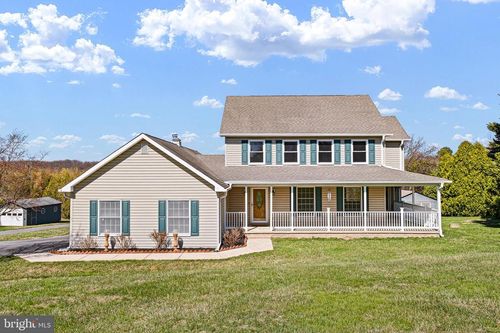 39 Long Dr, Elkton, MD, 21921-3768 | Card Image