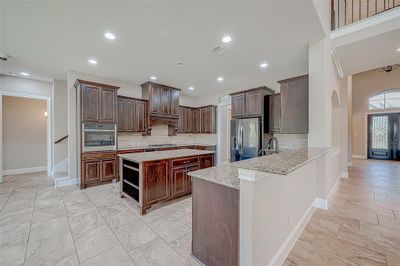 26914 Shoal Glen Lane, House other with 5 bedrooms, 4 bathrooms and null parking in Katy TX | Image 3