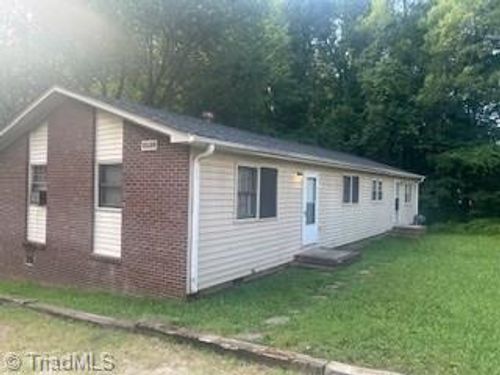 1029 Pegram Ave, High Point, NC, 27263-2235 | Card Image