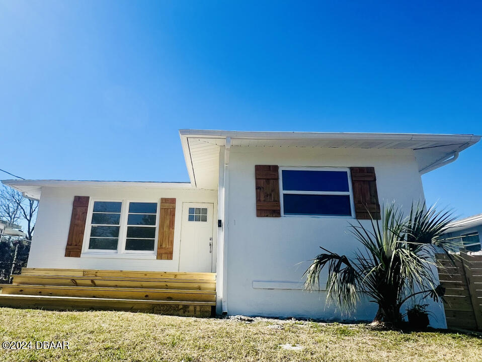 Oleander Ave, Daytona Beach, FL 32118