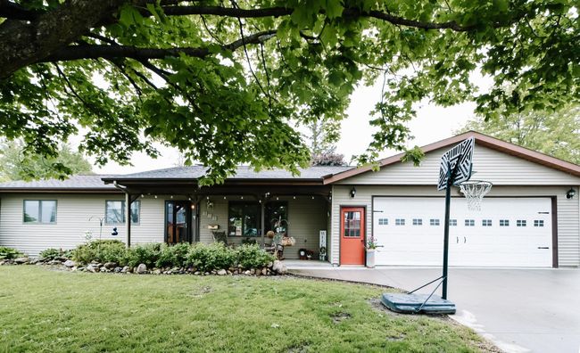 Solid built home from a local Goodhue builder in the 80's! Ramble style home with some updates throughout. | Image 29