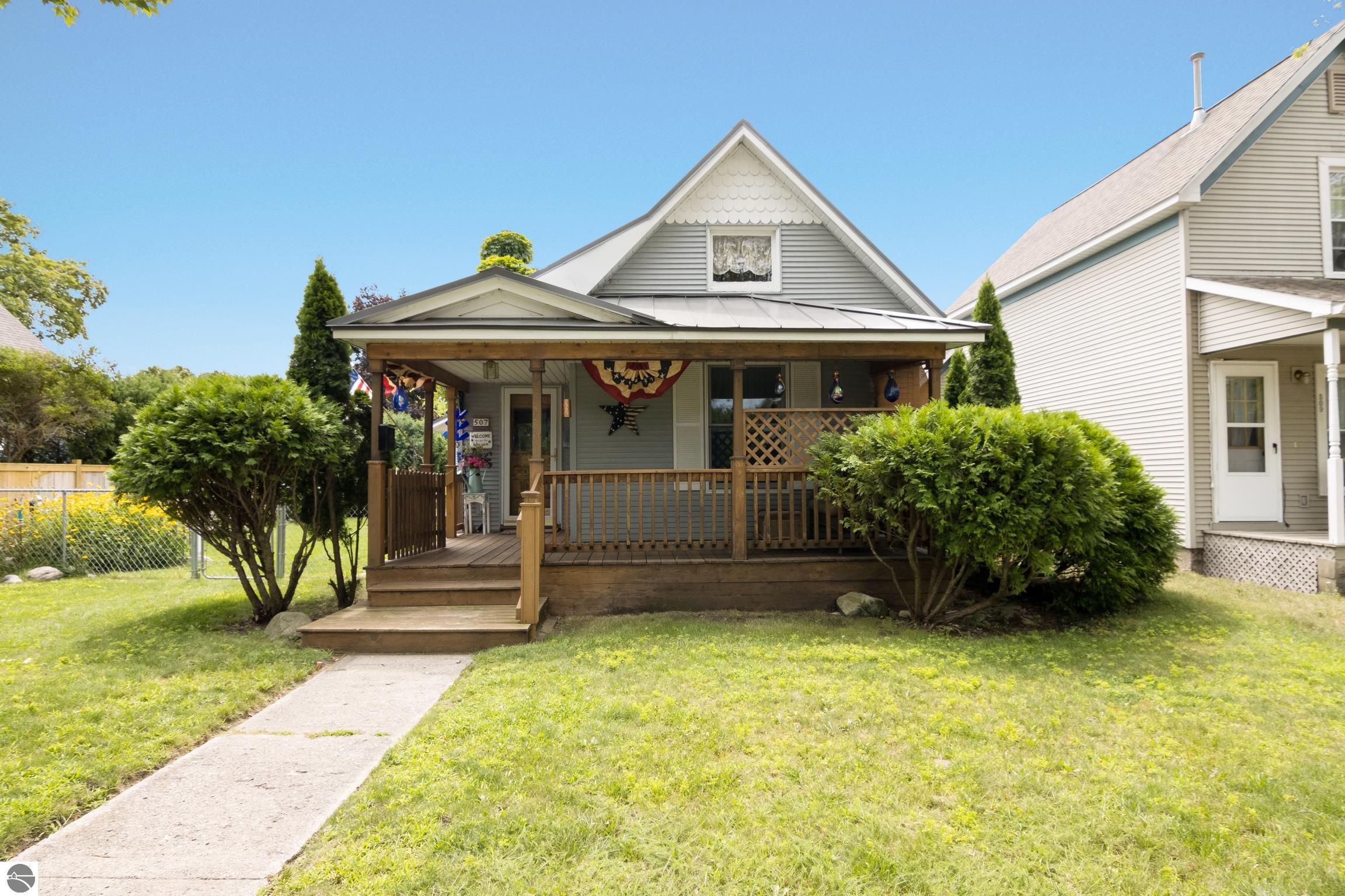 11th St, Traverse City, MI 49684