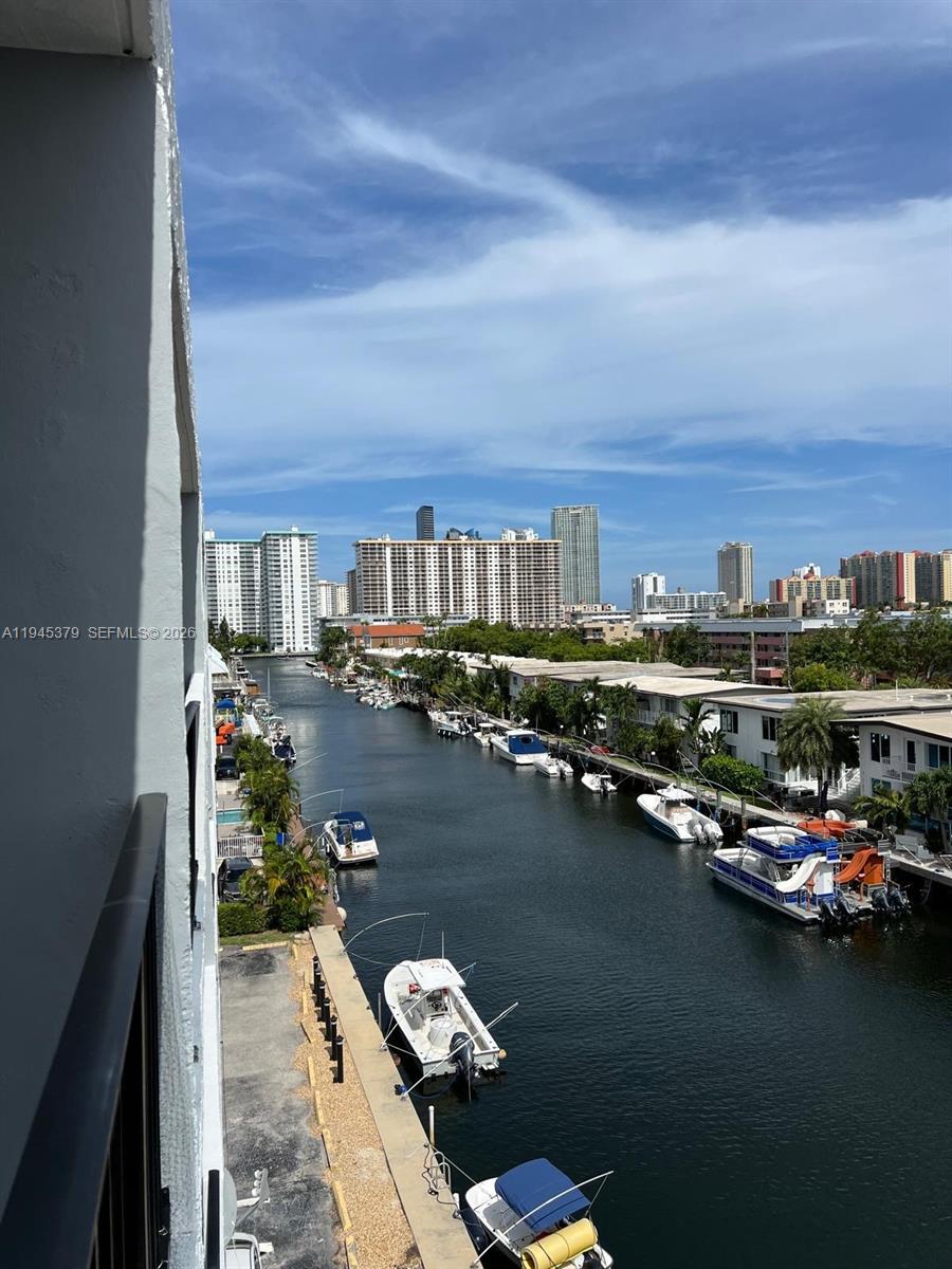 Residential in North Miami Beach