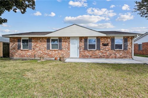 2929 Penwood St, Gretna, LA, 70056-7833 | Card Image