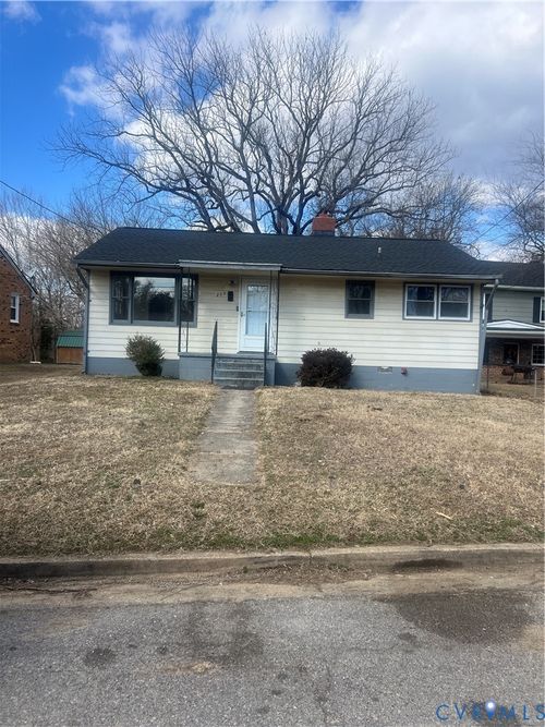 809 Fort Henry St, Petersburg, VA, 23803-3020 | Card Image