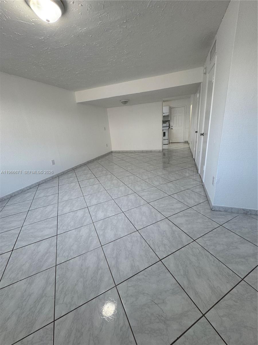 Residential Lease in Miami 5