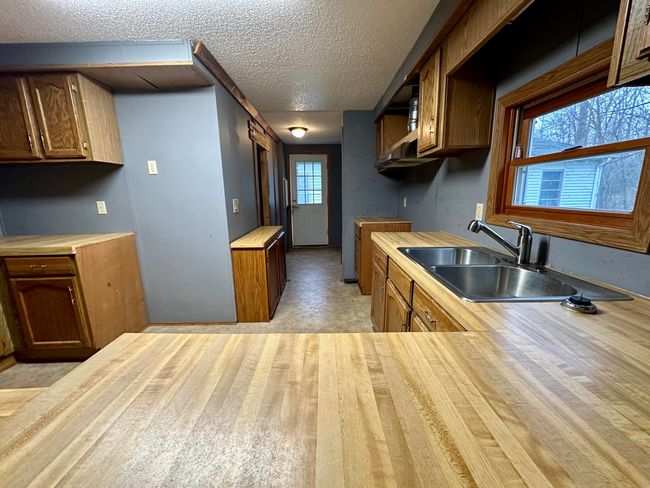 Kitchen | Image 9