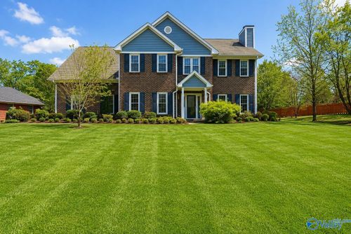 106 Golden Oak Dr Nw, Huntsville, AL, 35806-1082 | Card Image