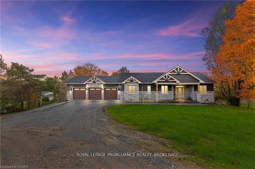 1888 Sunbury Rd, Inverary, ON, K0H1X0 | Card Image