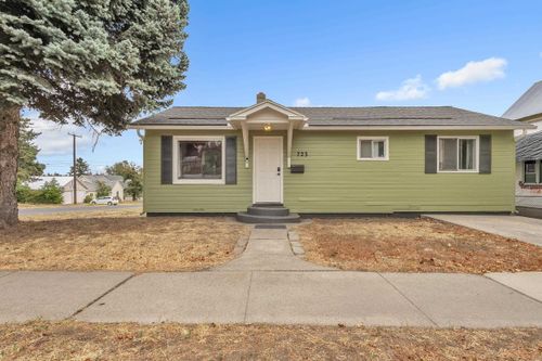 723 2nd St, Cheney, WA, 99004-1711 | Card Image