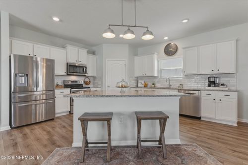 2342 Evening Oaks Ln, Green Cove Springs, FL, 32043-8625 | Card Image
