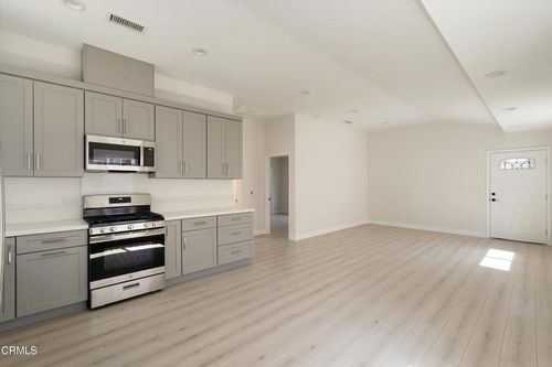 1207 N Kingsley Drive, Los Angeles, CA, 90029 | Card Image