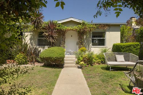 727 Amoroso Pl, Venice, CA, 90291-3801 | Card Image