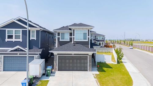 310 Red Sky Terr Ne, Calgary, AB, T3N1N1 | Card Image