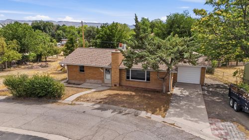 202 Red Mesa Heights Rd, Grand Junction, CO, 81507-1561 | Card Image