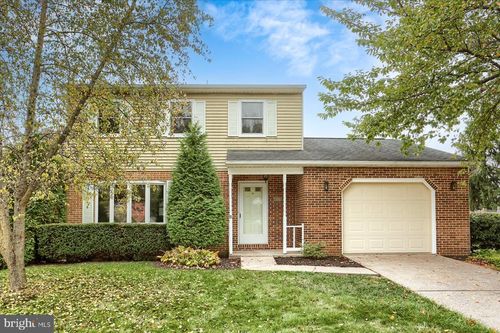 30 Edgewood Dr, MECHANICSBURG, PA, 17055-2781 | Card Image