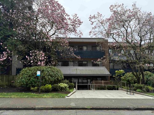 117-2416 W 3rd Ave, Vancouver, BC, V6K1L8 | Card Image