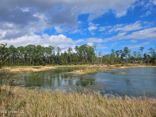 4343 Pacific St, Bay Saint Louis, MS, 39520-8578 | Card Image