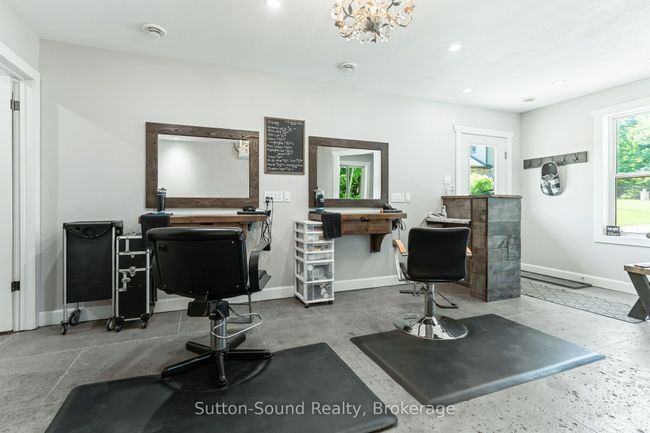 782801 3 Sideroad, House other with 4 bedrooms, 4 bathrooms and 25 parking in Chatsworth ON | Image 32