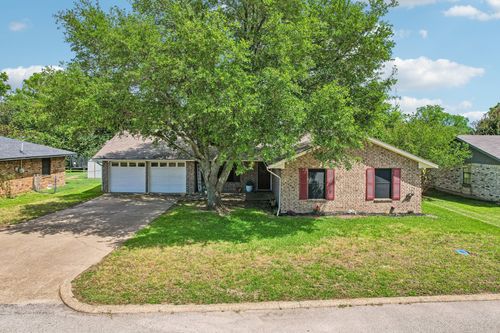2051 Lisa Cir, Canton, TX, 75103-5021 | Card Image