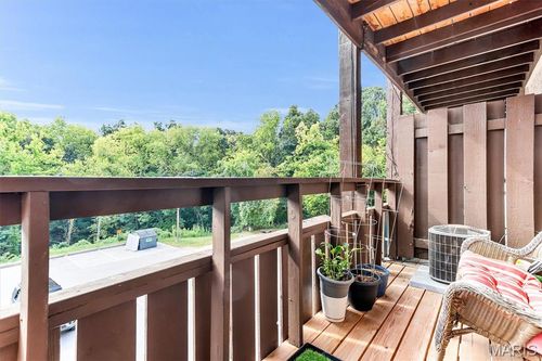 207-1465 Heritage Lndg, Saint Charles, MO, 63303-6166 | Card Image
