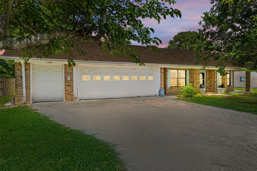 136 Fairway Dr, Bullard, TX, 75757-9370 | Card Image