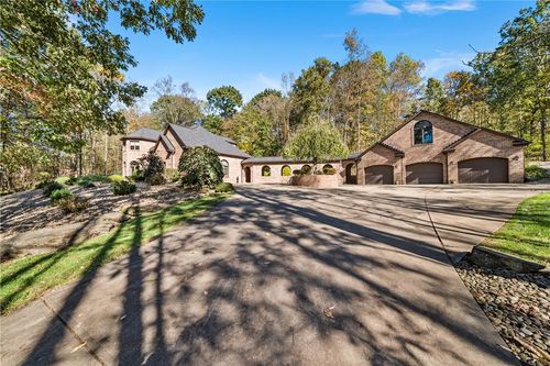 340 Fassinger Rd, Evans City, PA, 16033-3906 | Card Image