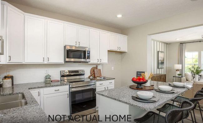 BRIGHT & OPEN KITCHEN | Image 5