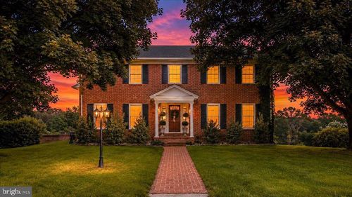 305 Red Hill Rd, MARTINSBURG, WV, 25401-2015 | Card Image