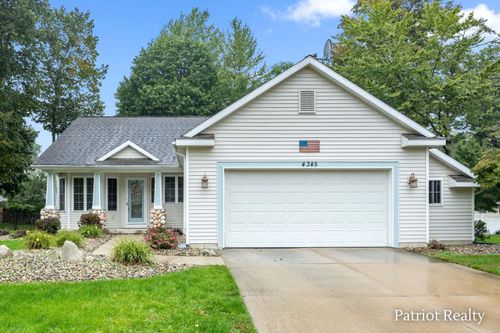 4345 Cherway Court Sw, Grandville, MI, 49418 | Card Image