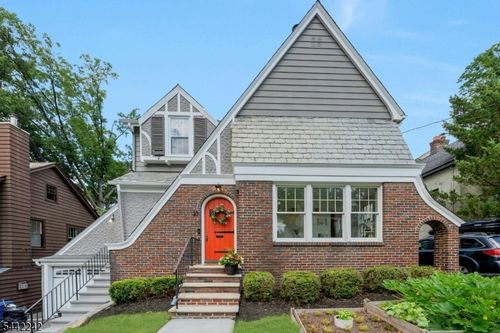 23 Broadview Ave, Maplewood, NJ, 07040-3611 | Card Image