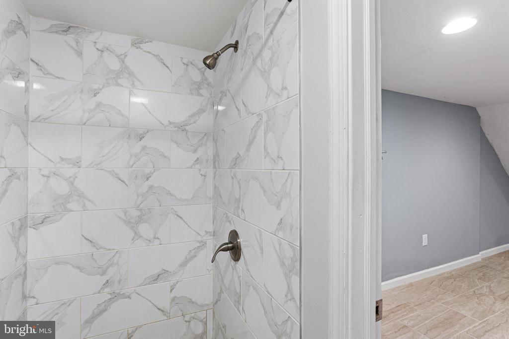 Residential Lease in PHILADELPHIA 5