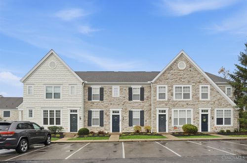 9204 Yarmouth Dr, Loveland, OH, 45140-3628 | Card Image