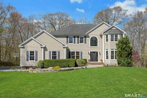 6 Hoseye Coach Rd, Sandy Hook, CT, 06482-1324 | Card Image