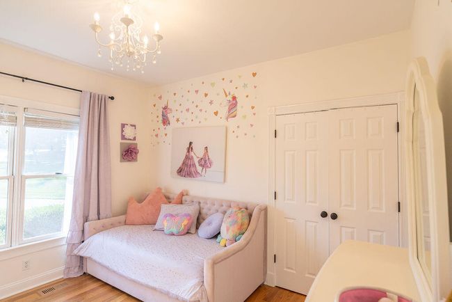 3rd bedroom. | Image 58
