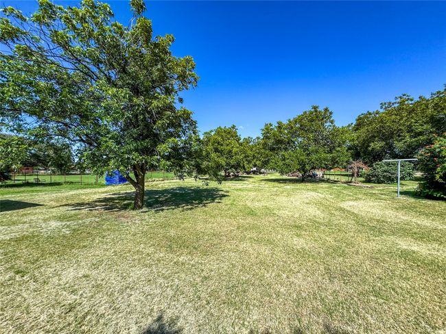1205 N Avenue H, House other with 3 bedrooms, 2 bathrooms and null parking in Haskell TX | Image 36